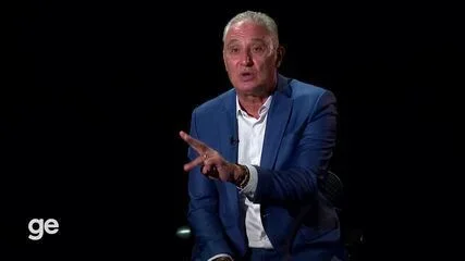 Tite comenta desentendimento com filho e explica como é a dinâmica de trabalho